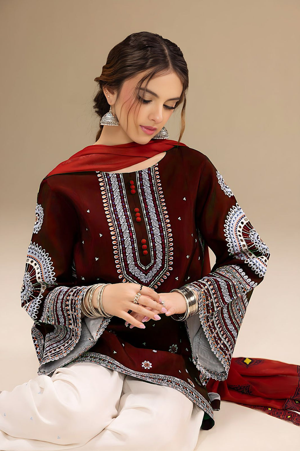 Jazmin EMROIDERED 3PC (E125)