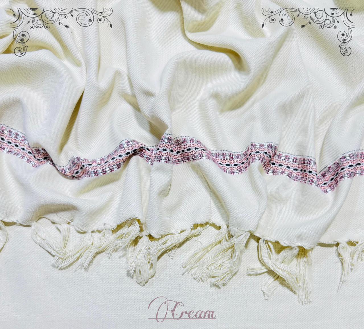 Simple Wool Shawl – Warm & Cozy